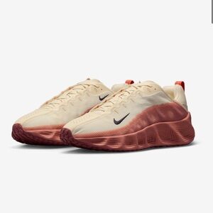 NWT Nike Ava Rover US 7